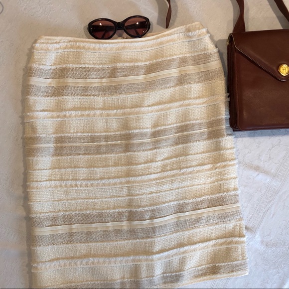 EUC Final $ Talbots Textured Midi Skirt-Great On‼️ - Picture 2 of 7